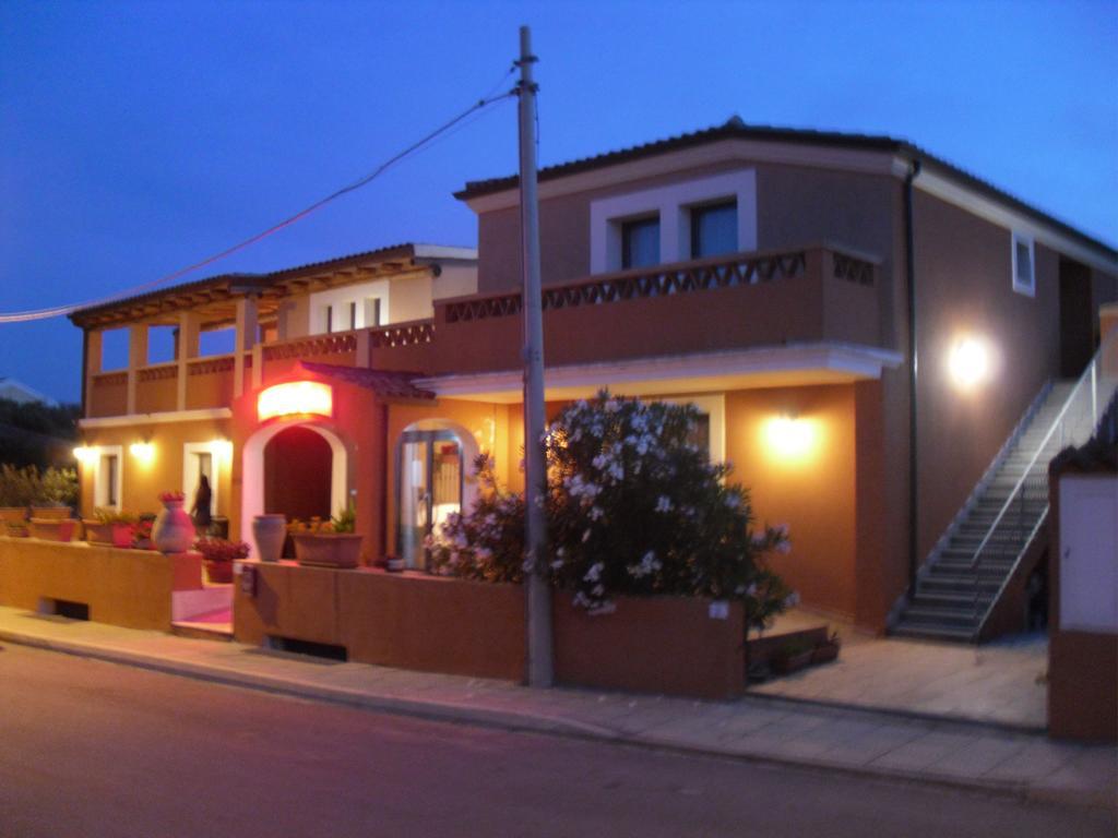 Hotel Maxim Ольбия Экстерьер фото